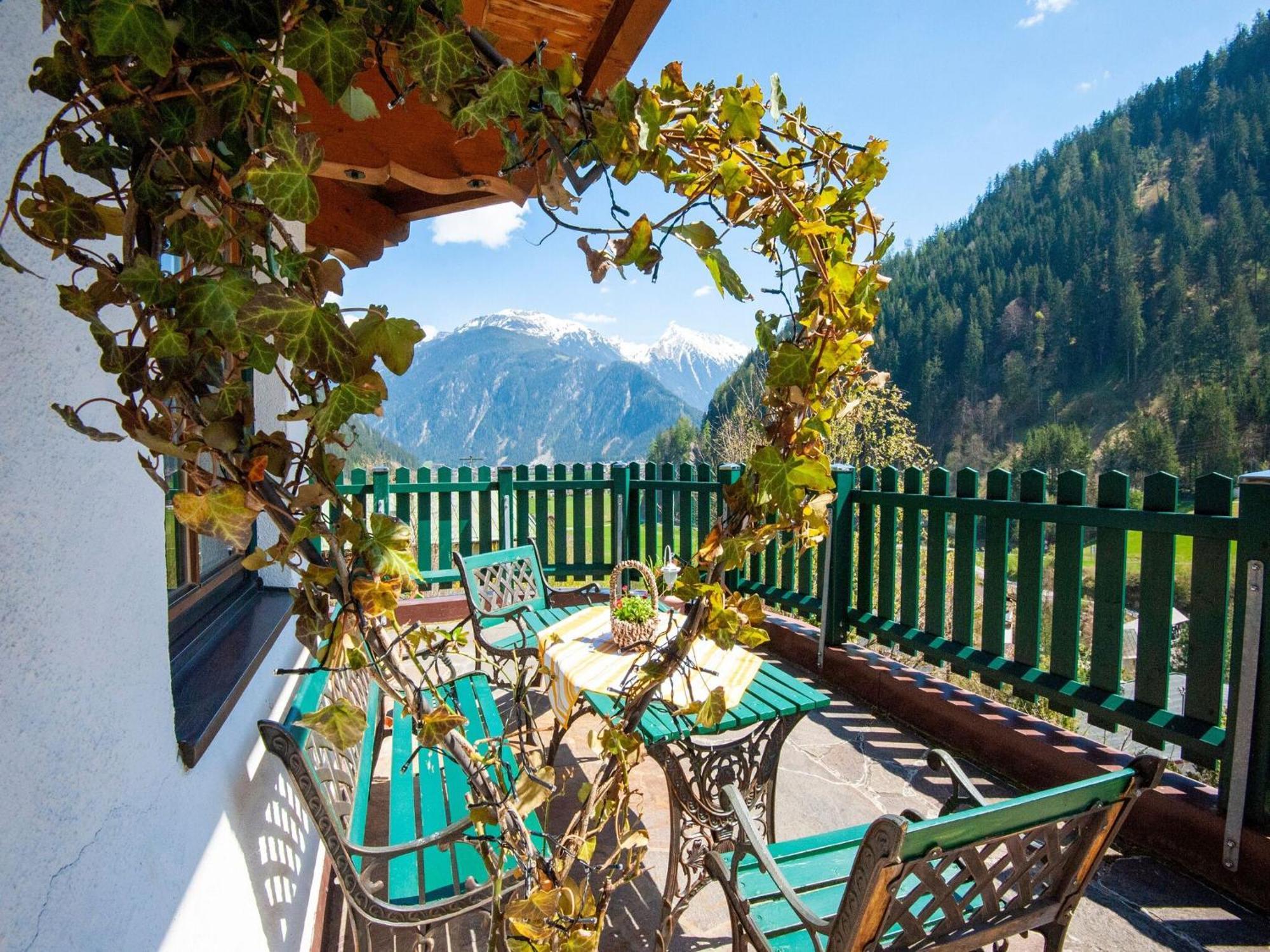 Apartment Between Mayrhofen And Finkenberg Zewnętrze zdjęcie